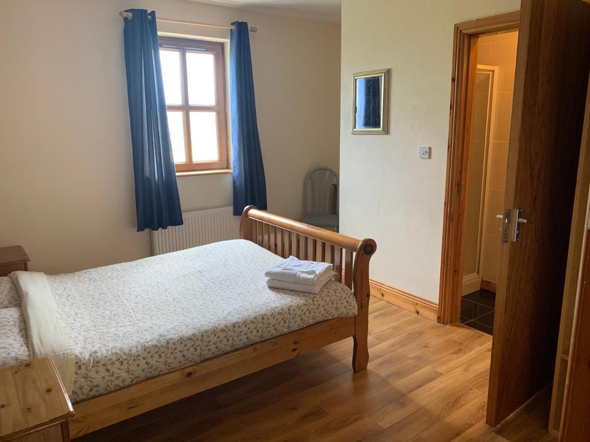 Clare'S Rock Self-Catering Accommodation Carron Eksteriør billede